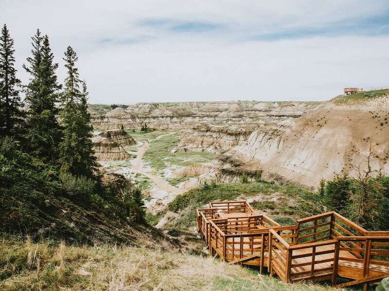Drumheller: Bad Land & Dinosaur Museum Tour from Calgary - FAQs
