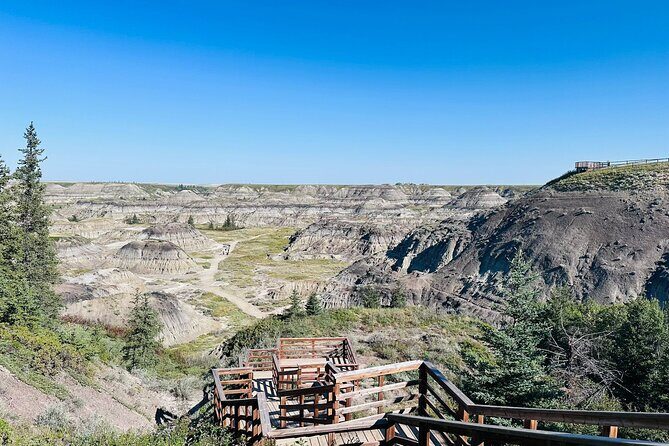 Drumheller Day Trip Museum, Dinosaurs and Historic Sites - An In-Depth Look at the Drumheller Day Trip: Whats Included and What to Expect