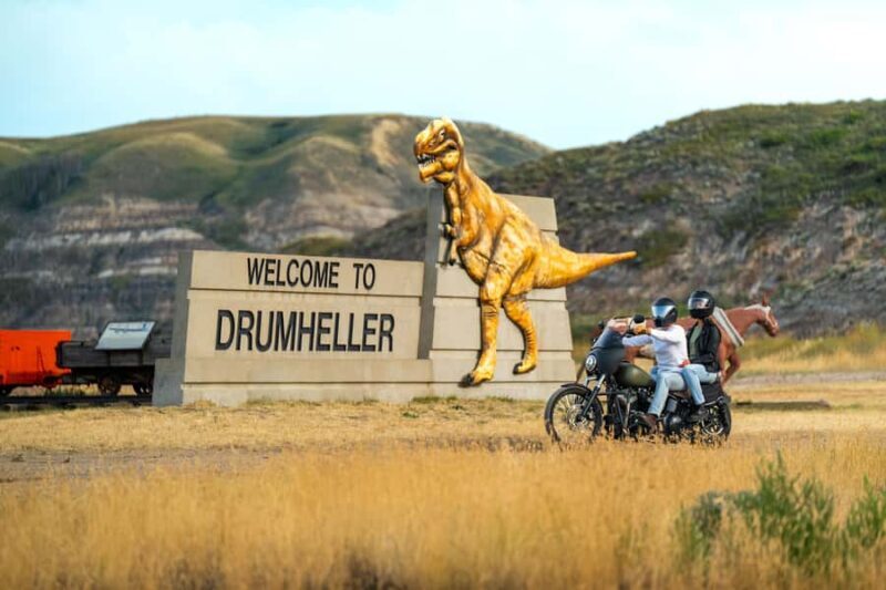 Drumheller: Dinosaurs, Museum, & Hoodoos Day Tour - The Authentic Experience: What Reviewers Say