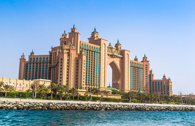 Dubai City Tour: Frame Tickets, Creek, Souks, Blue Mosque & Abra - Exploring the Souks