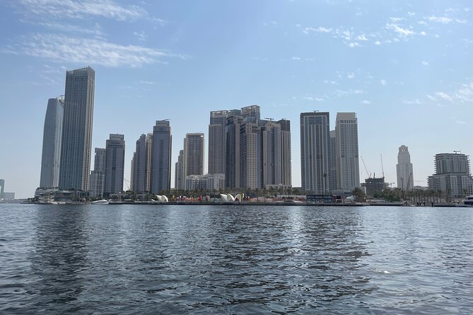 Dubai Luxury Yacht Cruise 2 Hours - Booking Your Yacht Experience