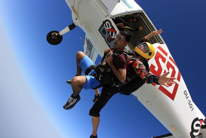 Dubai Skydive Tandem Over the Palm Including Transfers - Birds-Eye View of Dubai