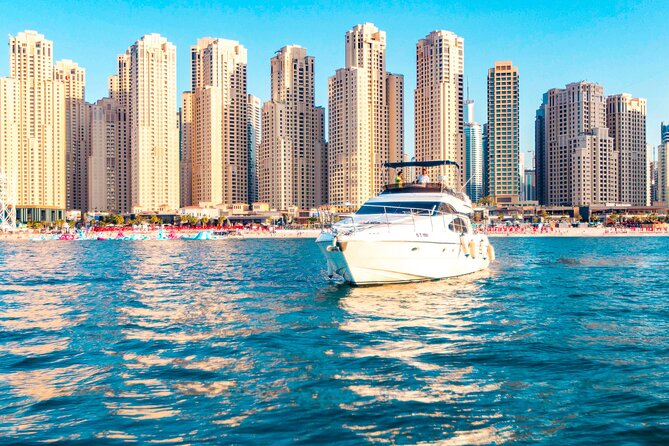 Dubai Yacht Rental - Book 58 Ft Private Yacht up to 28 Persons - Meeting and Pickup Details