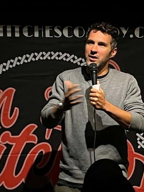 Dublin: Best Comedy Club in Temple Bar Ireland. - An Introduction to Dublin’s Premier Comedy Night