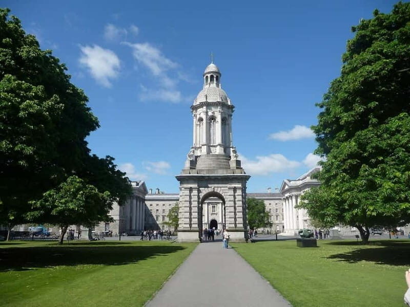 Dublin: Book of Kells, Dublin Castle and Christ Church Tour - Key Points