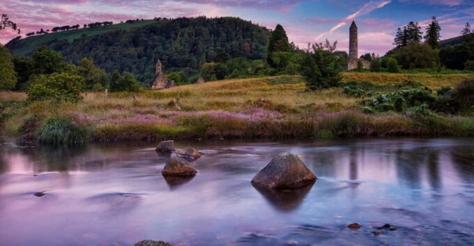 Dublin Coast & Wicklow Mountains: Luxury Private Day Tour - Luxurious Transportation Details