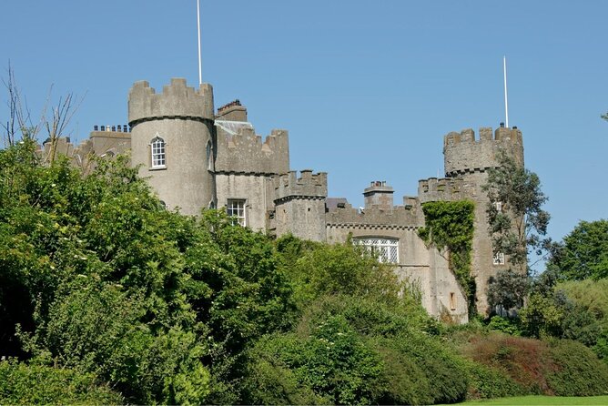 Dublin Day Trip To Malahide And Howth, Private & Custom - Discovering the Charming Town of Howth