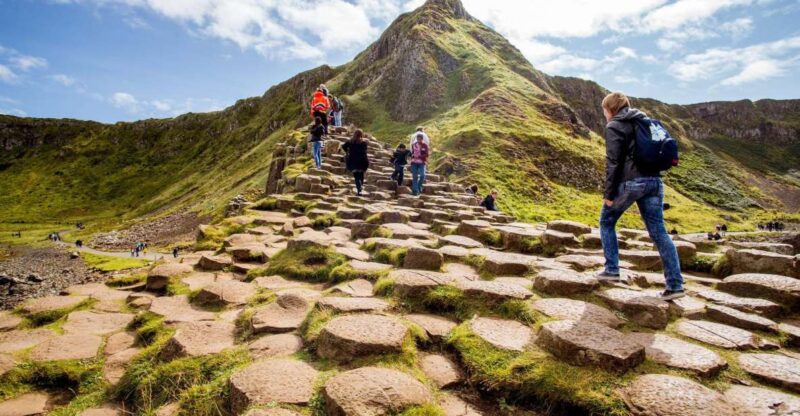 Dublin: Giants Causeway & Belfast (Titanic or Black Taxi) - Itinerary Highlights