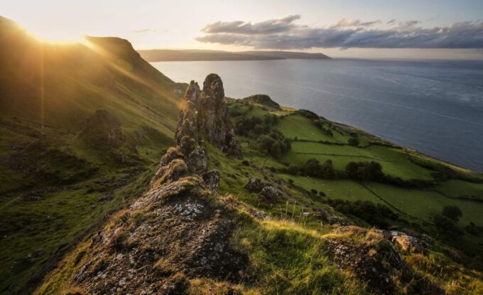 Dublin: Giants Causeway, Dark Hedges & Titanic Guided Tour - Transportation Details