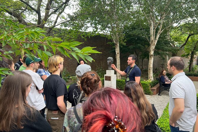Dublin Highlights and Hidden Gems Guided Walking Tour - Hidden Gems Exploration