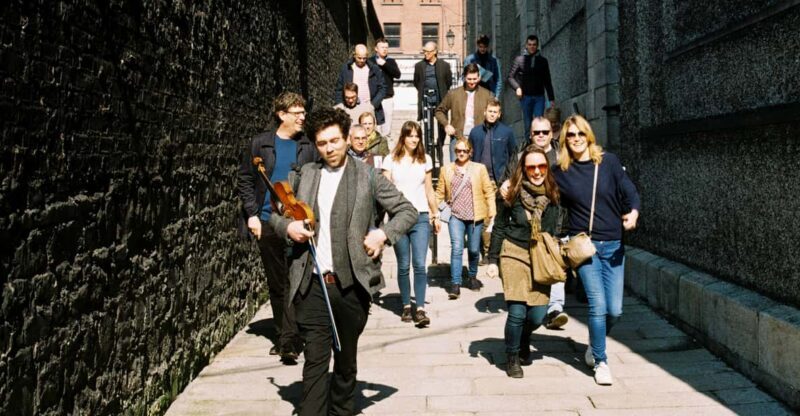 Dublin: Irish Music Walking Tour with Live Performance - A Closer Look at the Experience