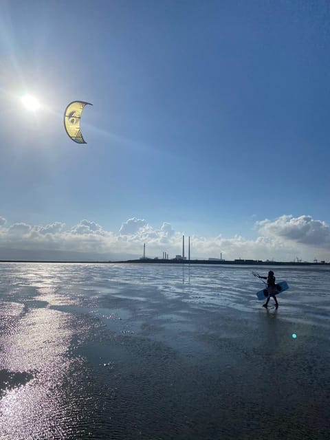 Dublin: Kitesurfing Lesson - FAQs