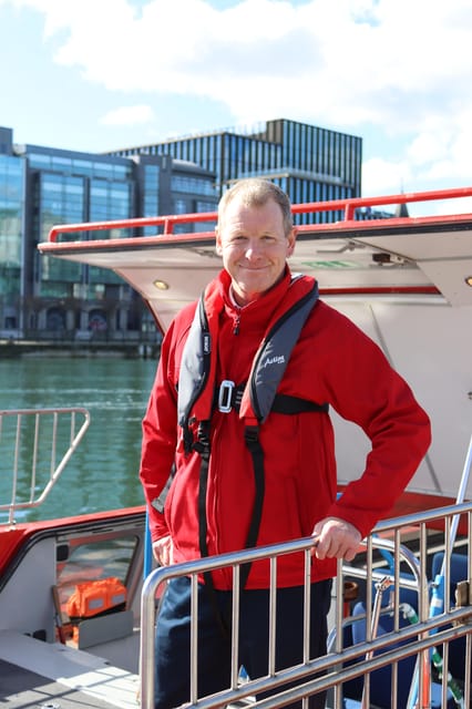 Dublin: River Liffey Sightseeing Cruise - Tour Highlights and Landmarks