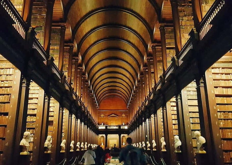 Dublin: Voyagers Private Luxury City Tour with Driver-Guide - Key Points