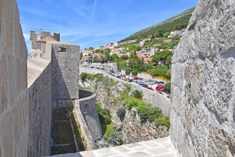 Dubrovnik: City Walls Early Morning or Sunset Walking Tour - Key Points