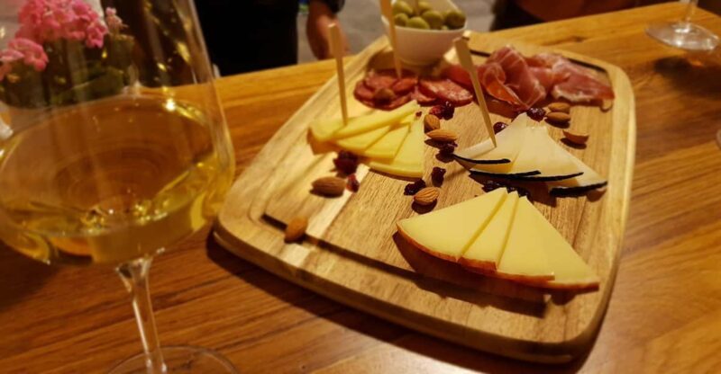 Dubrovnik: Croatian Food, Wine & Old Town Highlights Tour - Introduction