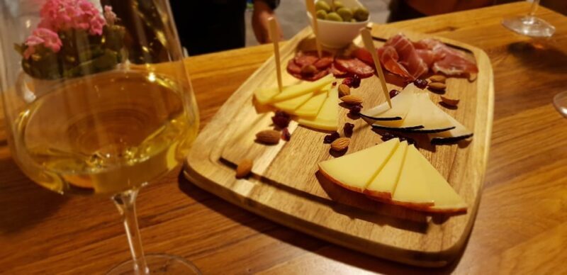 Dubrovnik: Croatian Food, Wine & Old Town Highlights Tour - The Value of the Experience
