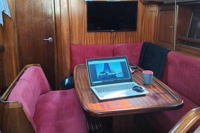 Dubrovnik: Full day group sail boat tour to Elaphiti & Blue cave - FAQ