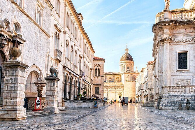 Dubrovnik Group Walking Tour - Exploring Dubrovnik in an Hour: What to Expect
