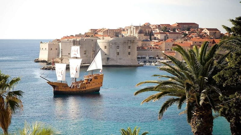 Dubrovnik: Old City Walking Tour with a FREE Polaroid Photo - A Detailed Look at Dubrovnik’s Old City Walking Tour  
