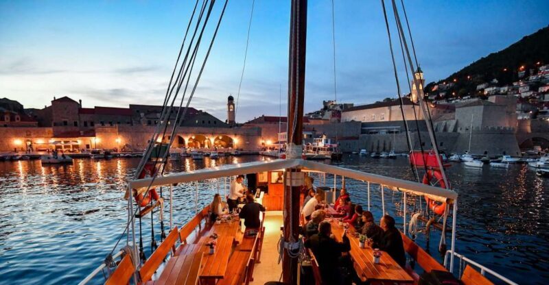 Dubrovnik: Old Town Cruise with Lunch - Dubrovnik: Old Town Cruise with Lunch — A Genuine Look