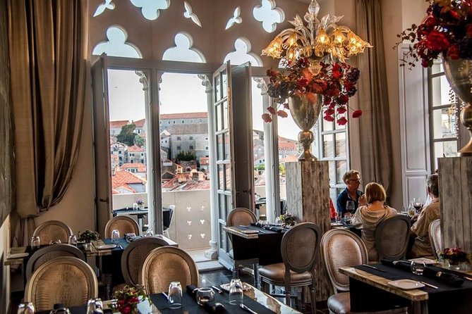 Dubrovnik Old Town Food Tour: Small-Group Experience - Accessibility and Booking Requirements