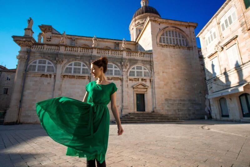 Dubrovnik Old Town Private Walking Tour with Cruise Tickets - A Walk Through Dubrovnik’s Streets and Stories