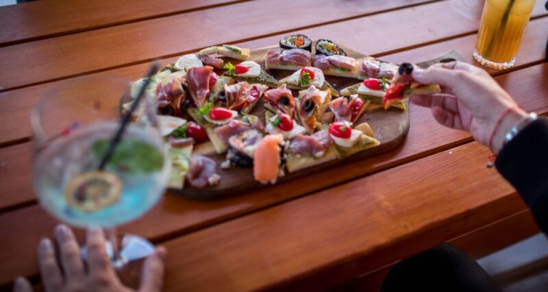 Dubrovnik: Panoramic Sunset Cocktail Cruise Around Old Town - An Overview of the Experience