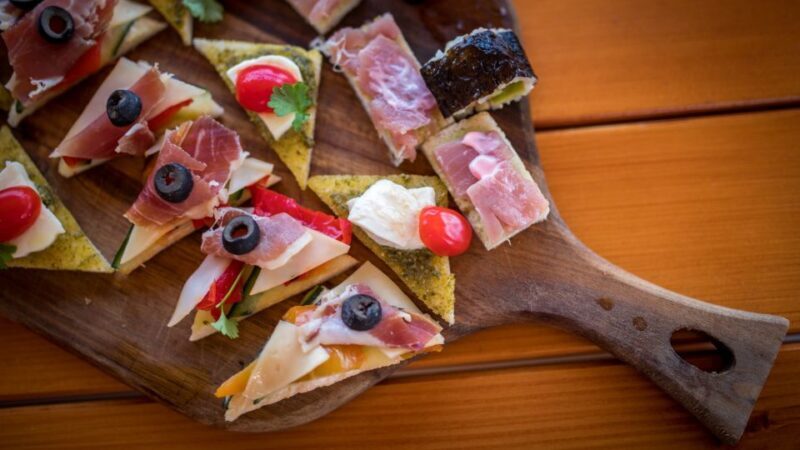 Dubrovnik: Panoramic Sunset Cocktail Cruise Around Old Town - Authentic Experiences and What Travelers Say