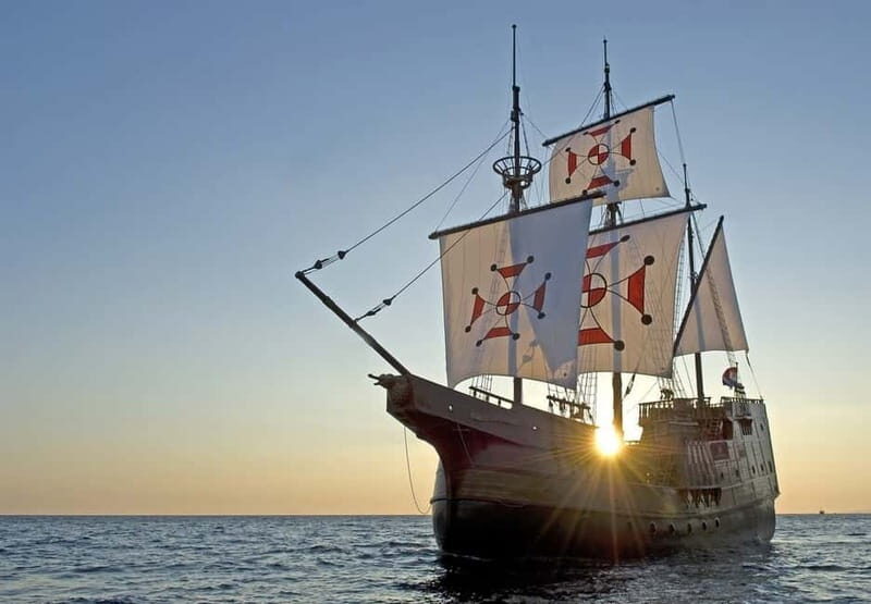 Dubrovnik: Panoramic Sunset Cruise-Karaka Ship (adult only) - FAQs