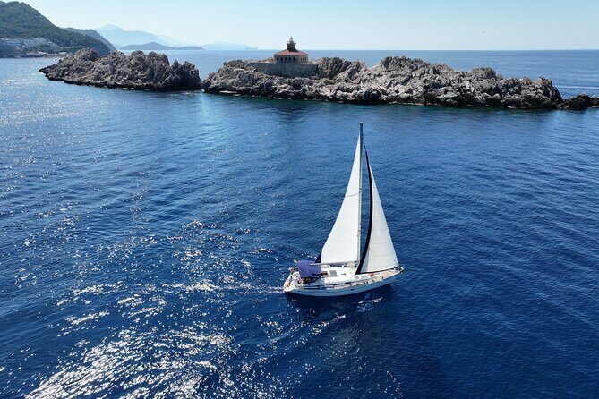 Dubrovnik: Private Full day sail boat tour to Elafiti& Blue cave - Key Points