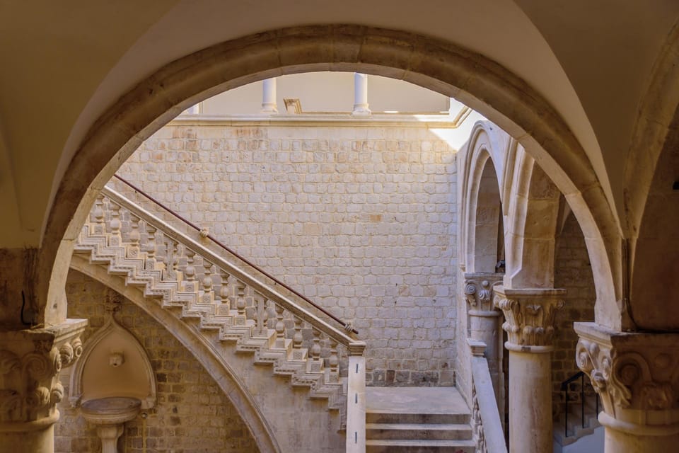 Dubrovnik Rector's Palace Cultural History Museum Tour - Inside the Palace: A Walk Through Power and Art