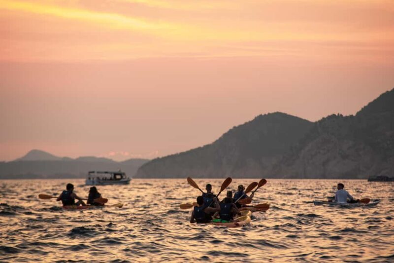 Dubrovnik: Sunset Kayaking and Snorkeling Tour - Snorkeling in Betina Cave: A Marine Wonderland