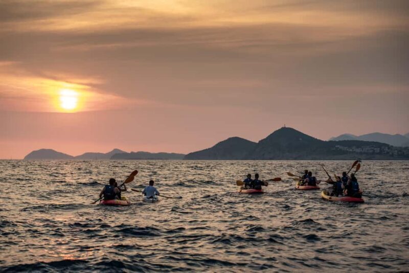 Dubrovnik: Sunset Kayaking and Snorkeling Tour - Guide and Group Size