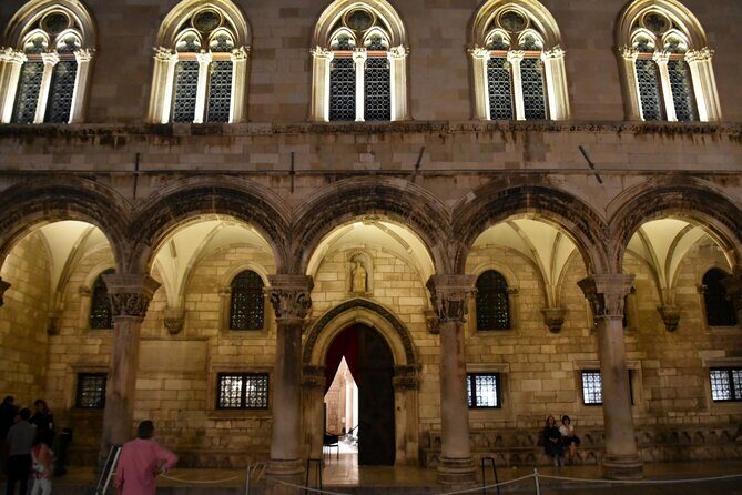 Dubrovnik Walk & Wine: Old Town Walking tour with a Glass of Wine - Who Is This Tour Best For?