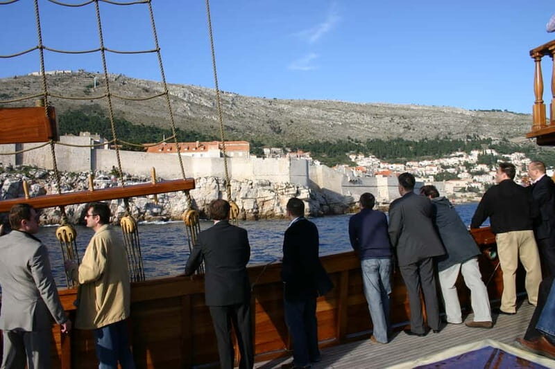 Dubrovnik walking tour and cruise on Karaka ship - FAQ