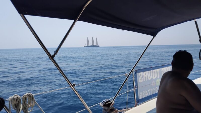 Dubrovnik:Romantic Sunset with a bottle of wine on a yacht - FAQs