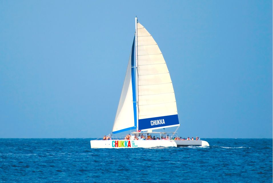 Dunns River: Catamaran Day Cruise & Snorkeling Tour - Jamaican-Style Lunch and Drinks