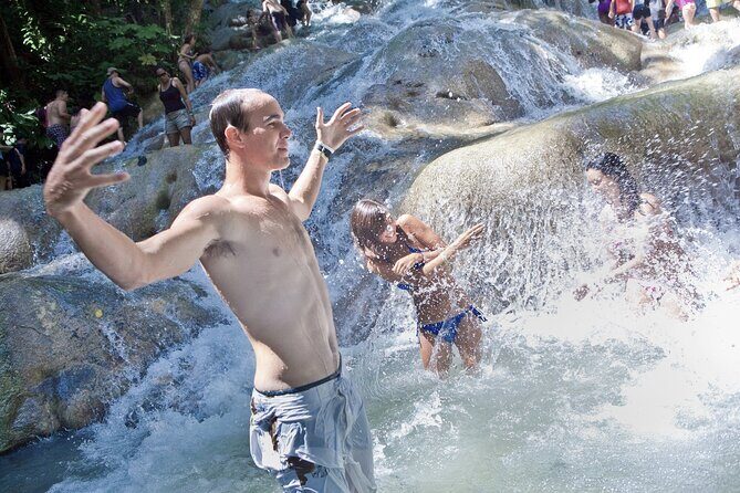 Dunn's River Falls and Luminous Lagoon Guided Tour from Grand Palladium - FAQ