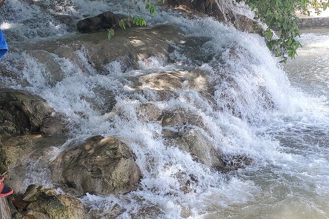 Dunn's River Falls and Martha Brea Bamboo rafting with admissions - Final Thoughts: Who Will Love This Tour?