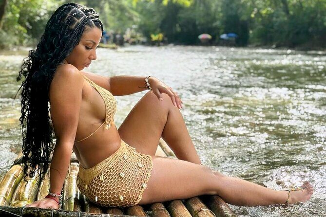 Dunn's River Falls + Bamboo Rafting With Limestone Foot Massage - Dunn’s River Falls: The Iconic Climb  