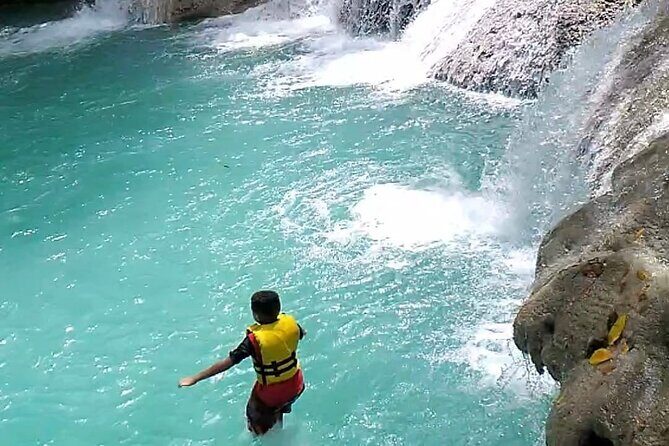 Dunns River Falls & Blue Hole Combo from Montego Bay with Pick Up - Who Will Love This Experience?