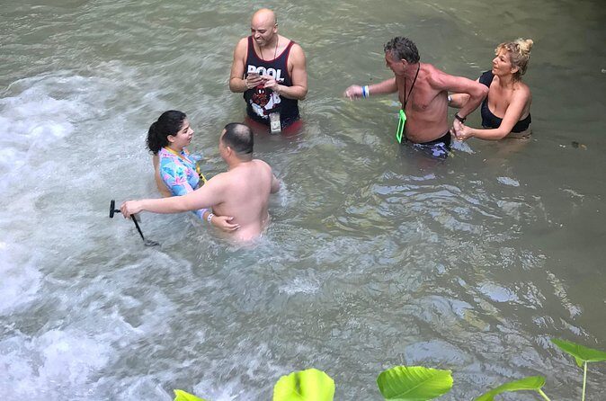 Dunn's River Falls From Montego Bay - FAQ