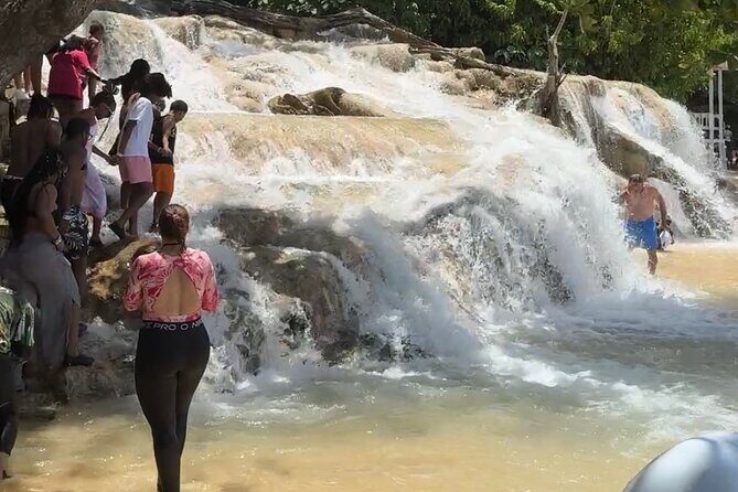Dunn's River Falls & Island Village, Private Tour from Kingston - Exploring the Destinations: What You’ll Experience
