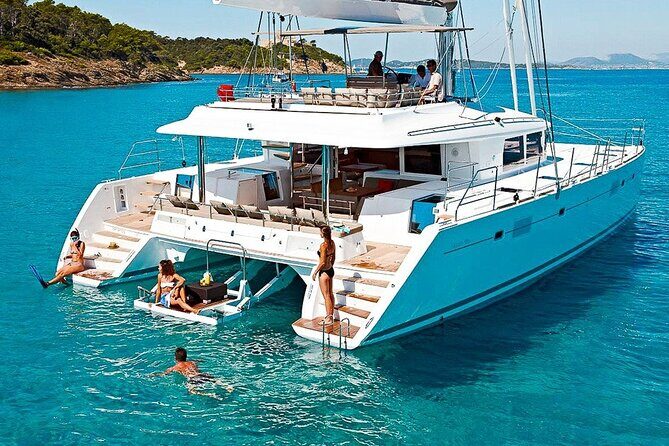 Dunn's River Falls Party Cruise, Blue Hole with Snorkeling, free beverages - Review of the Dunns River Falls Party Cruise, Blue Hole with Snorkeling, Free Beverages