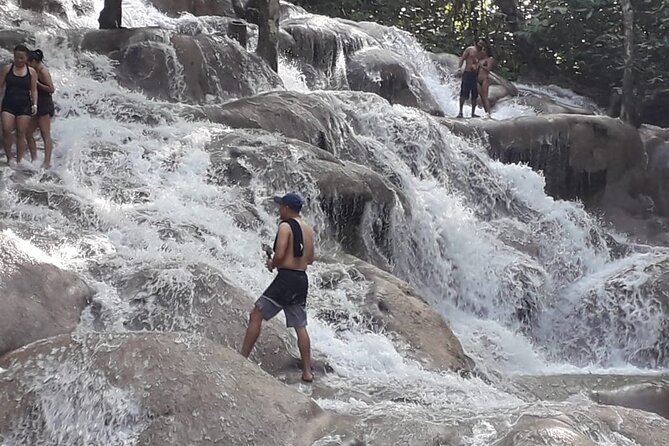 Dunns River Falls Shuttle From Ocho Rios - Key Points