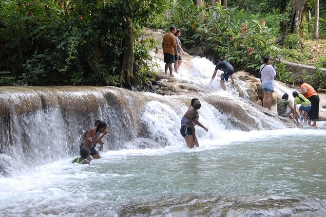 Dunns River Falls Tour From Ocho Rios - Tips for an Enjoyable Tour