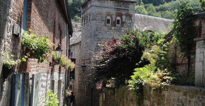 Durbuy - Old Town Private Walking Tour - Key Points