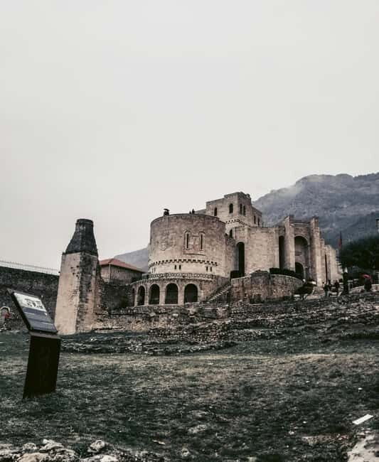 DurrësGolem/Tirana: Bovilla Lake, Gamti Mountain & Kruja - Exploring Kruja: A Town Steeped in History