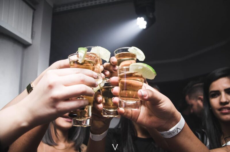 Düsseldorf: 2 Nights PubCrawl Party through the Altstadt - An Introduction to the PubCrawl Experience